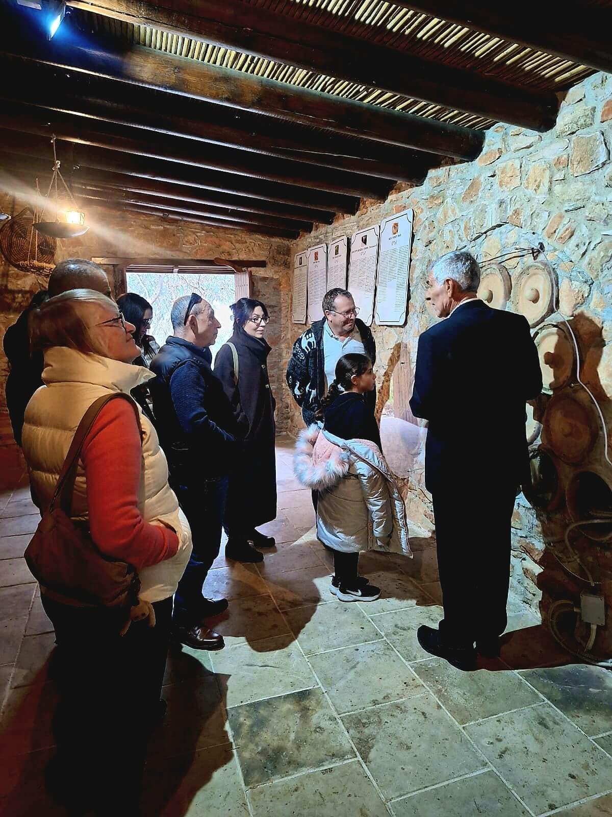 Cross border cooperation for bees in Cyprus